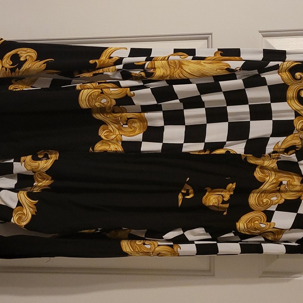 Shirt - Picture 2 of 3